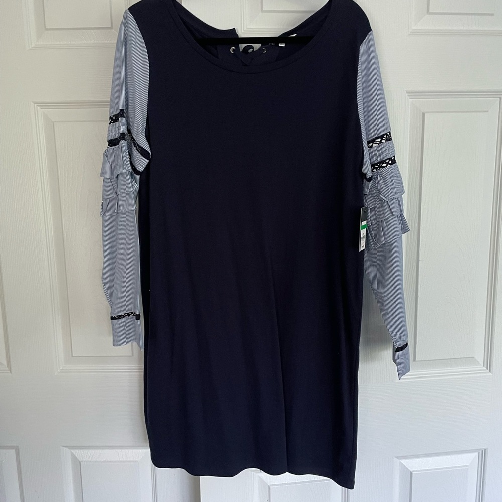 Crownn& Ivy Navy Dress Large NWT
